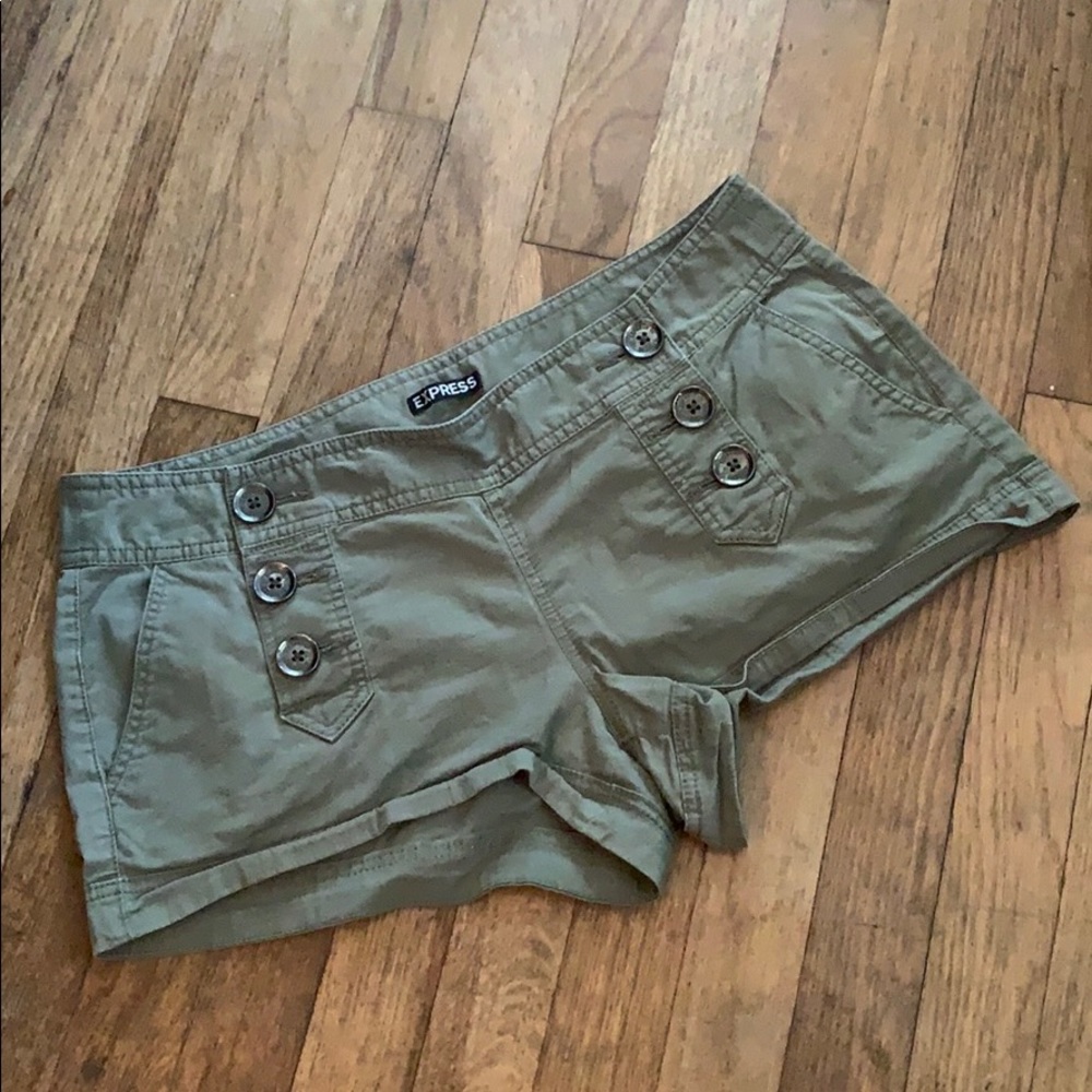 Express Shorts Sz 8